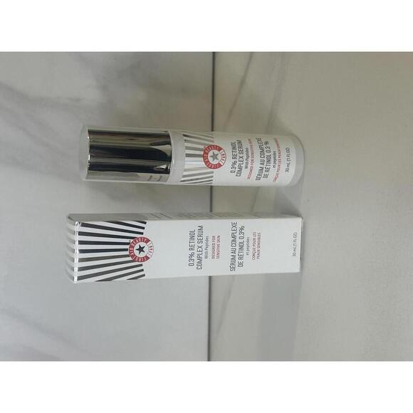 First Aid Beauty 0.3% Retinol complex serum with peptides - Picture 1 of 3